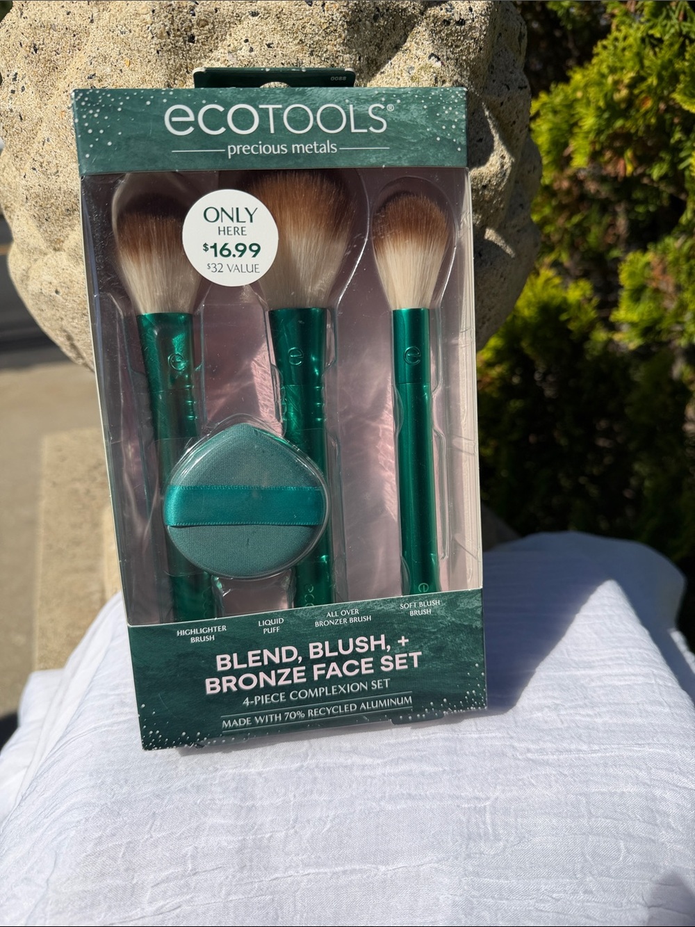 ecotools Metallic Emerald Face Brush Set - Green Handles